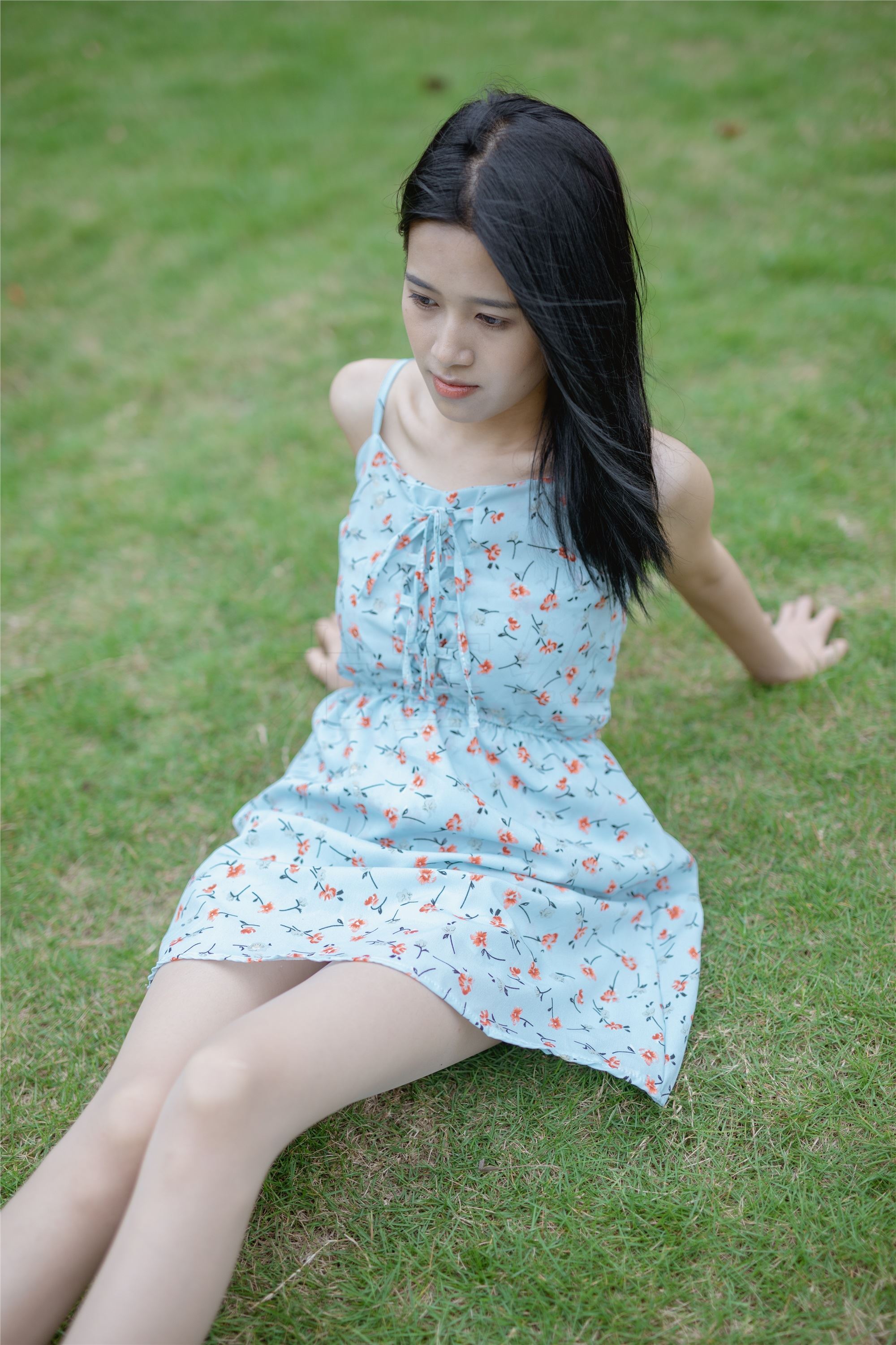 尤蜜丝 穿搭写真 NO.049